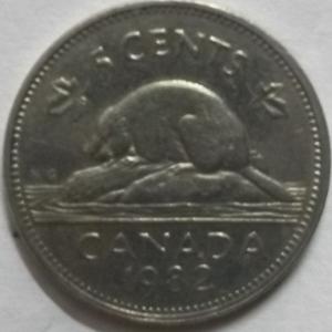 Canada - 5 Cents 1982 Elizabeth II D.G Regina Used - Coin