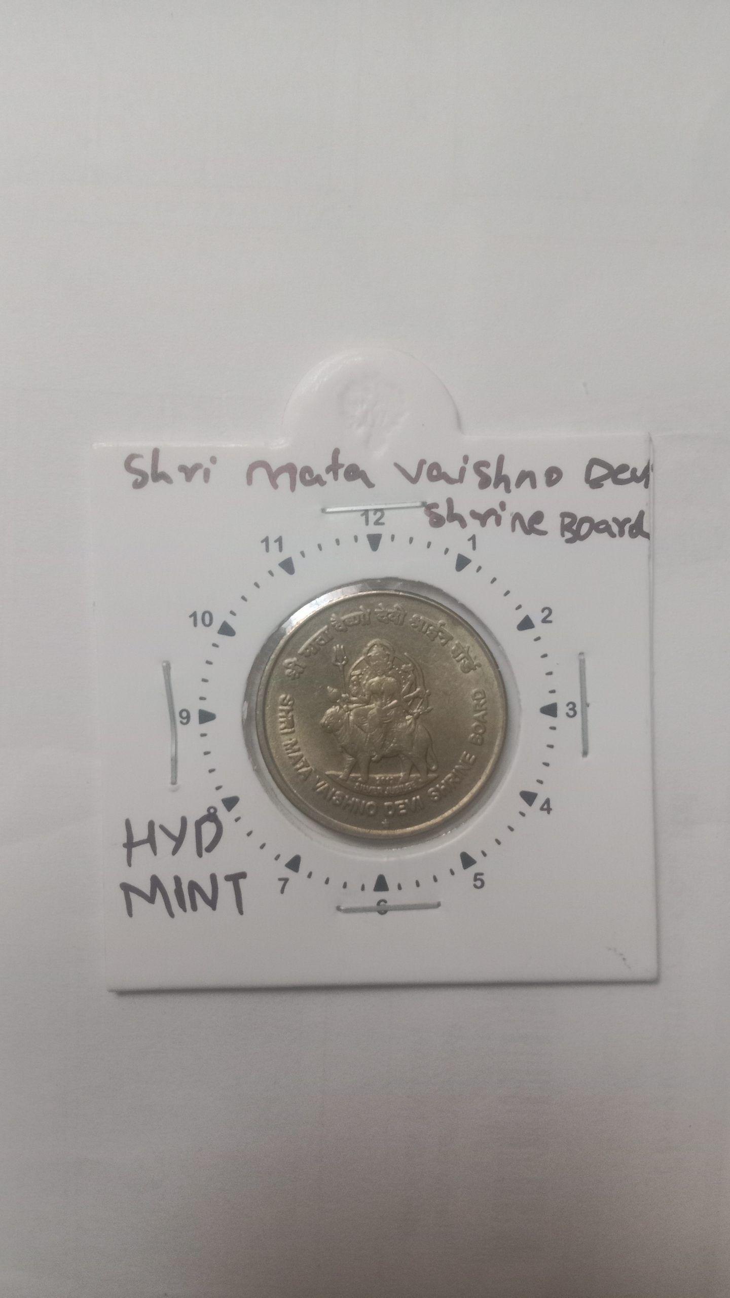 India - 5 Rupees-Shri Mata Vaishno Devi Hyderabad Mint 1105 clock Rotation Error Coin Used