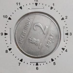 India - 2007 - 2 Rupees Hyderabad Mint 9 O Clock Rotation Error Coin UNC