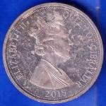 H.M QUEEN ELIZABETH II THE LONGEST REIGNNING MONARCH ELIZABETH II QUEEN OF GIBRALTAR 2015 ONE CROWN ANH1846