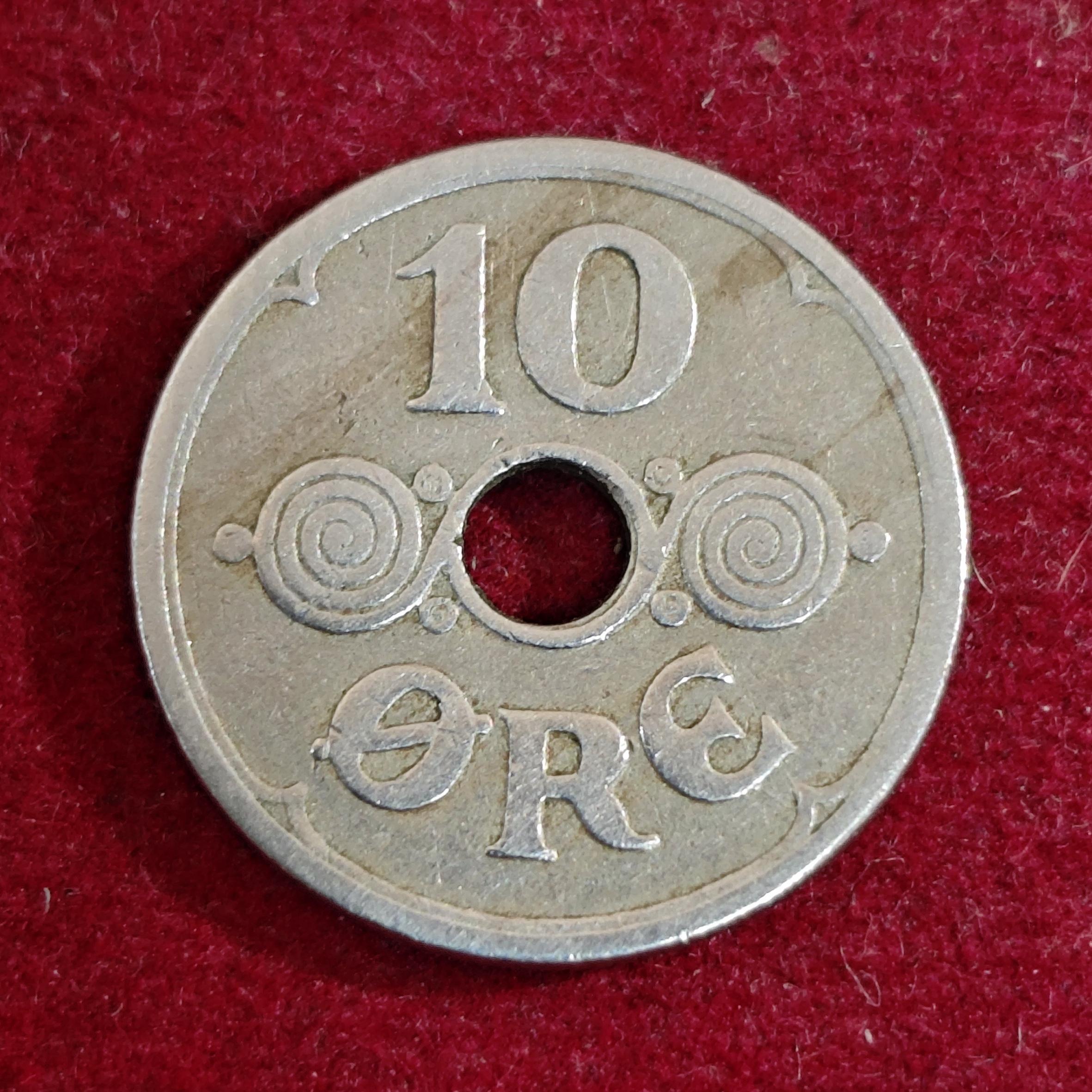 Denmark  10 Ore - Christian X 1926 Coin