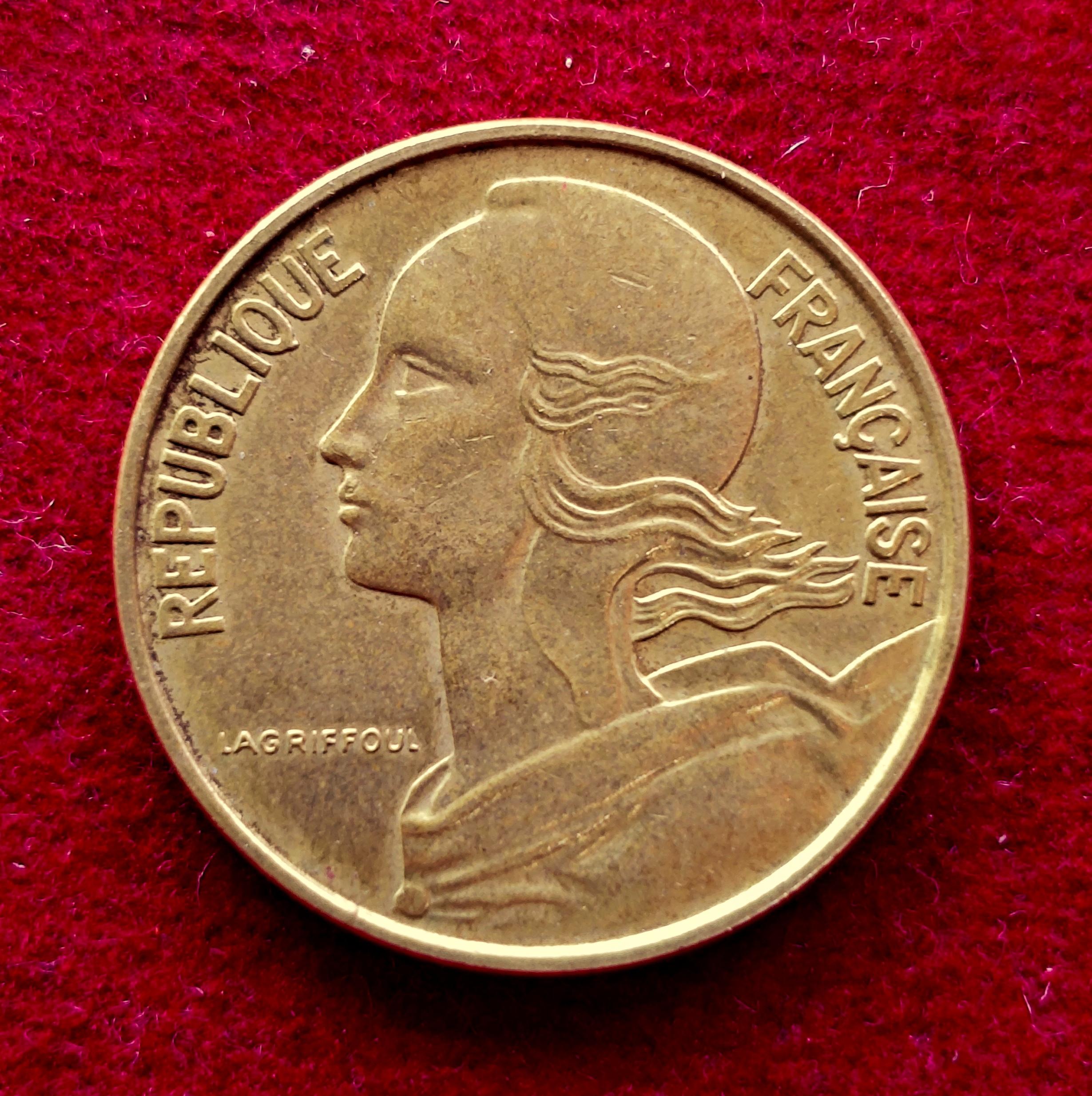 France 10 Centimes 1967 Coin