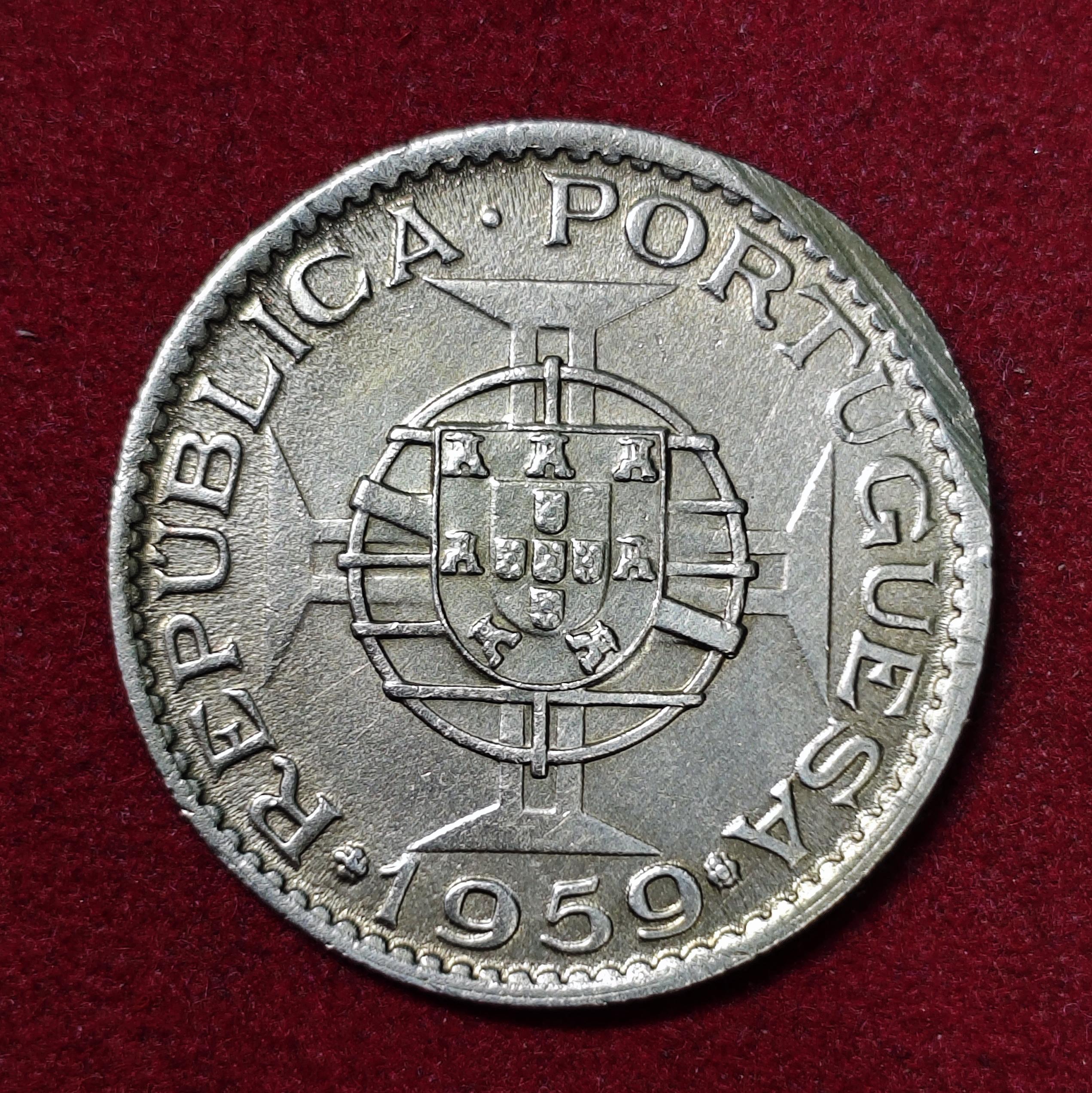 India Portuguese 3 Escudos 1959 Coin