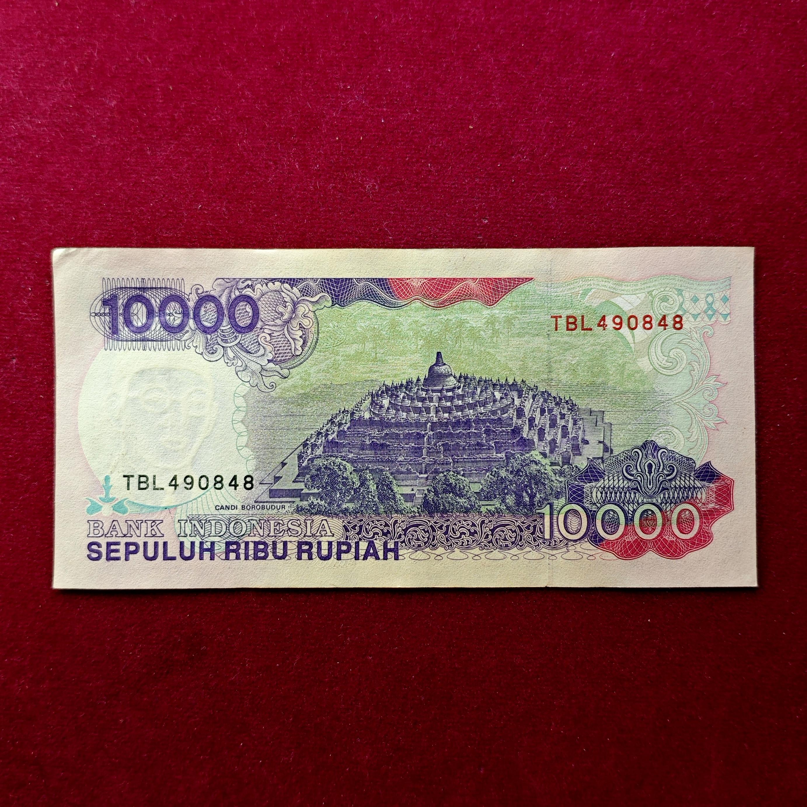 Indonesia 10000 Rupiah Sri Sultan Hamengku Buwono IX 1992 Banknote