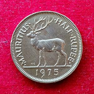 Mauritius (1/2) Half Rupee Elizabeth I 1975 Coin