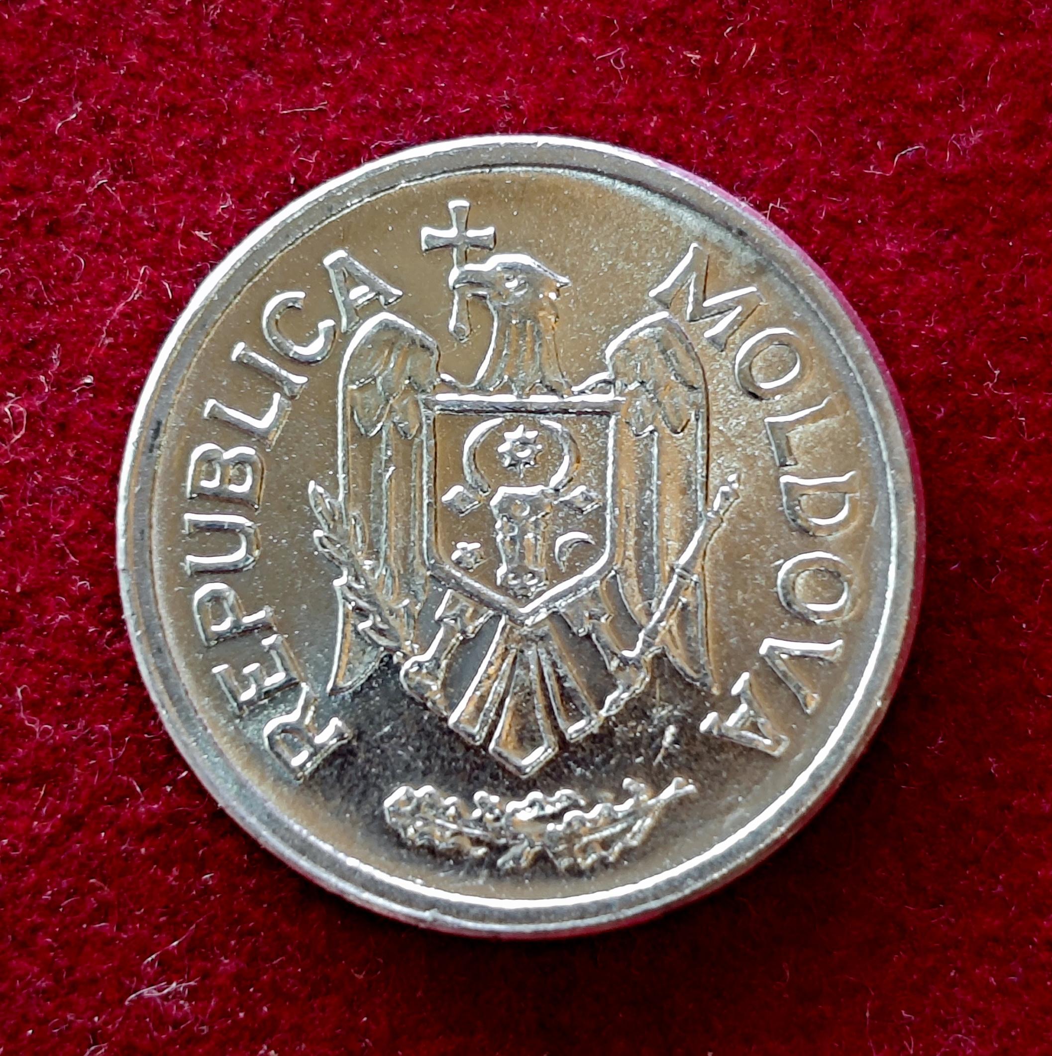 Moldova 25 Bani 2011 Coin