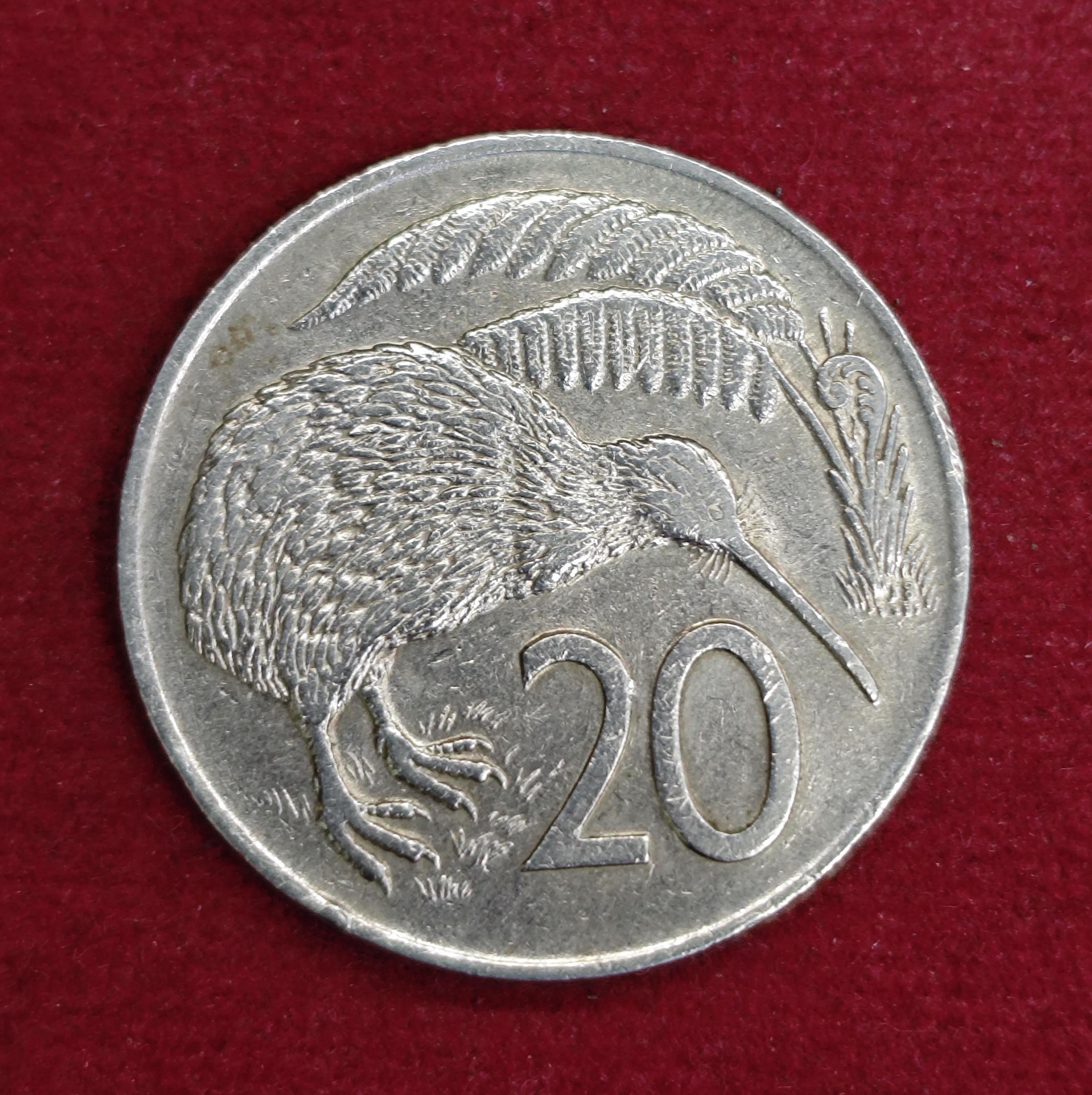 New Zealand 20 Cents – Elizabeth II Kiwi 1973 Coin