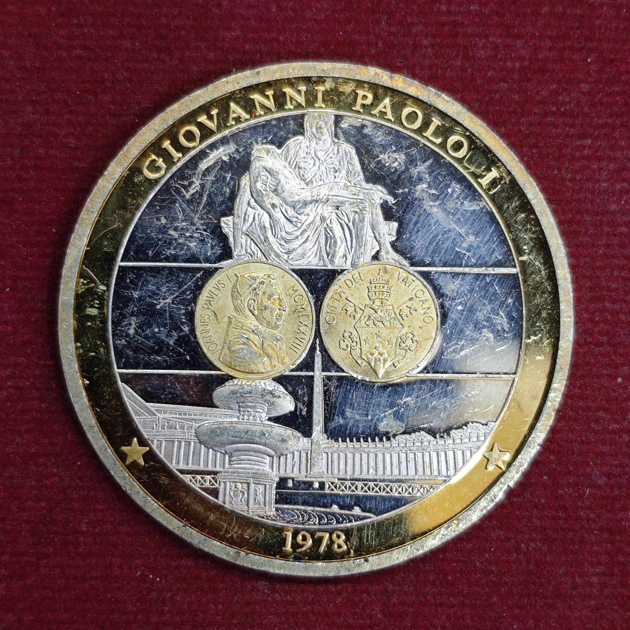 Pope John Paul II Commemorative Medallion – Vatican City Collectible Coin (1978 / 2009) (40mm)