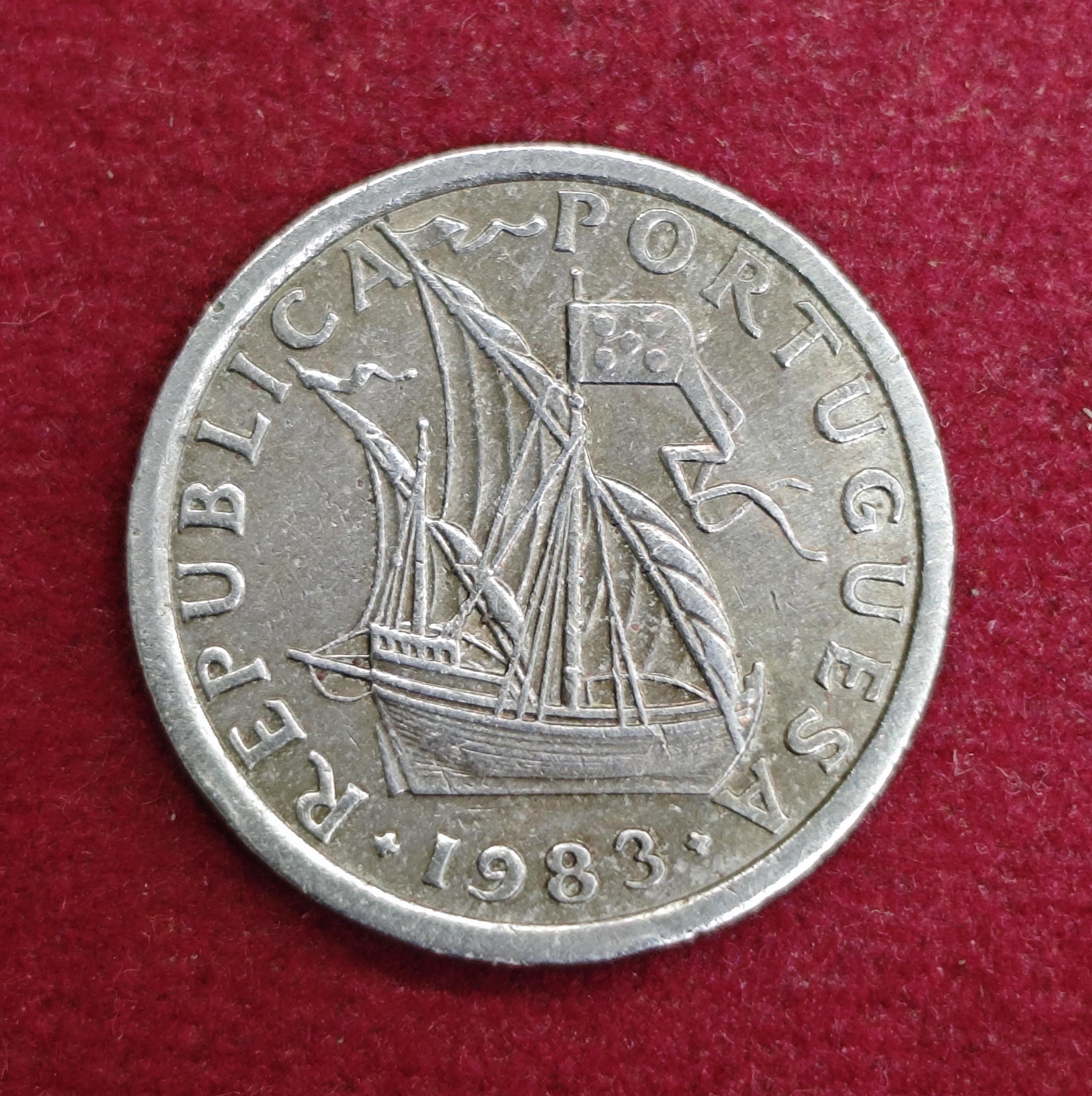 Portugal 2.50 Escudos 1983 Coin