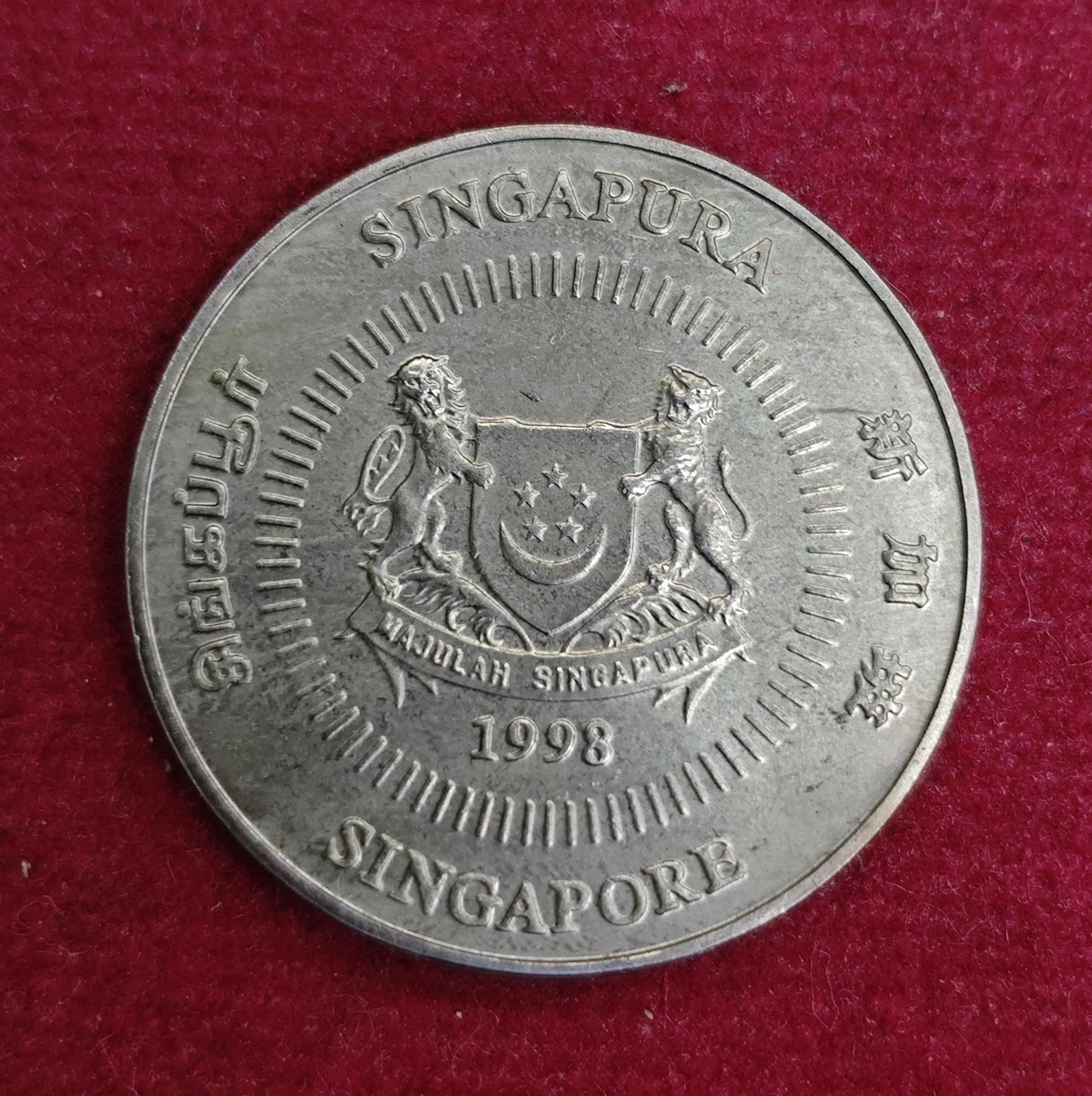 Singapore 50 Cents ribbon upwards 1998 Coin
