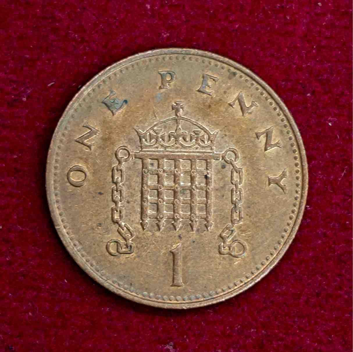 United Kingdom (UK) 1 Penny Elizabeth II 1996 Coin