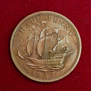 United Kingdom (UK) 1/2 Penny Elizabeth II 1957 Coin