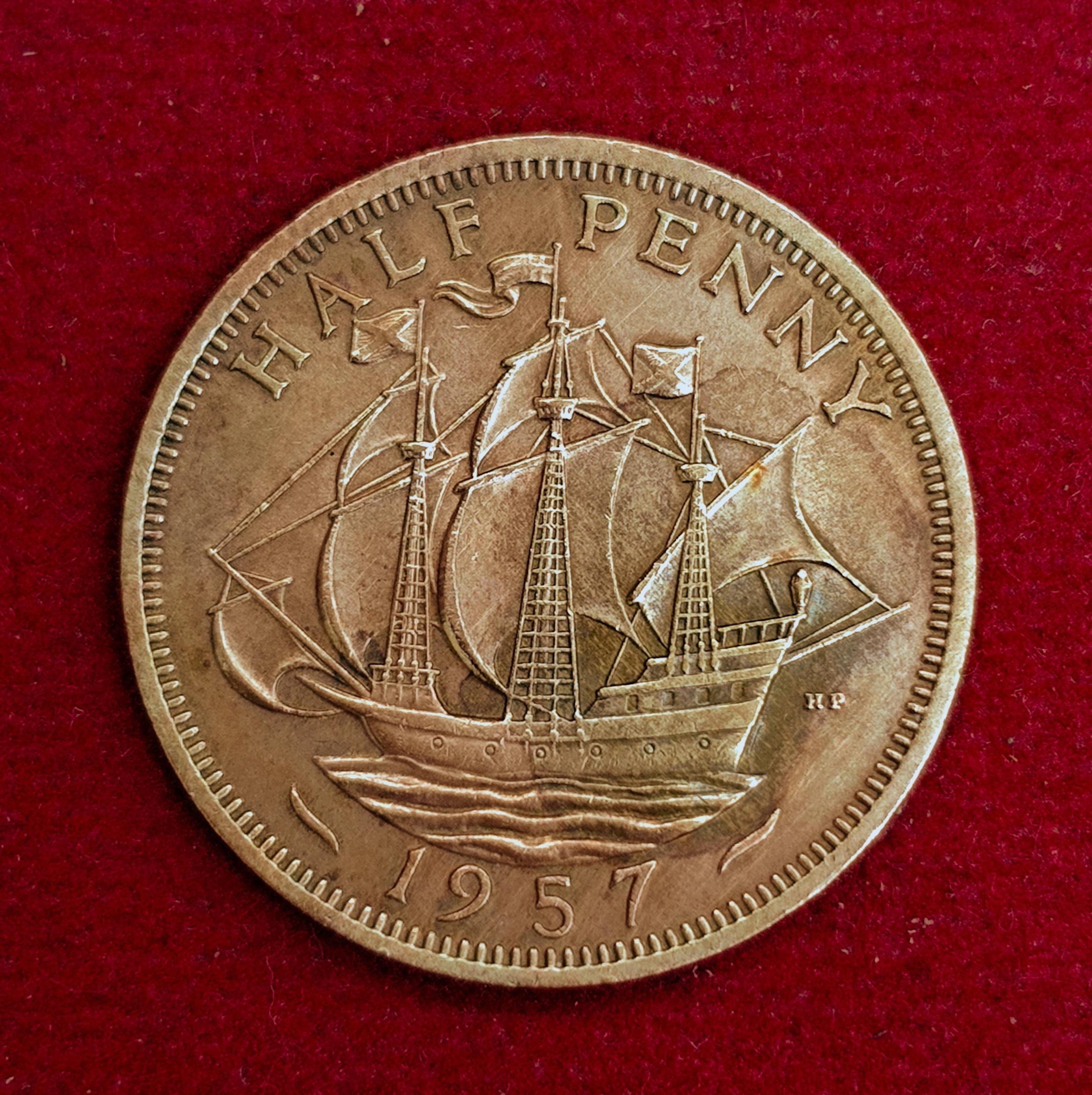 United Kingdom (UK) 1/2 Penny Elizabeth II 1957 Coin