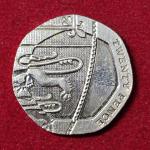 United Kingdom (UK) 20 Pence - Elizabeth II  Royal Shield 2010 Coin