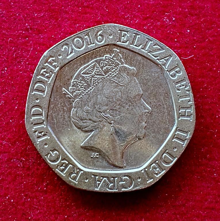 United Kingdom (UK) 20 Pence - Elizabeth II  Royal Shield 2016 Coin
