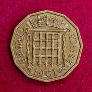 United Kingdom (UK) 3 Pence - Elizabeth II 1961 Coin