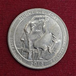 USA ( United States) 1/4  Dollar "Washington Quarter" Mount Rushmore 2013 Coin
